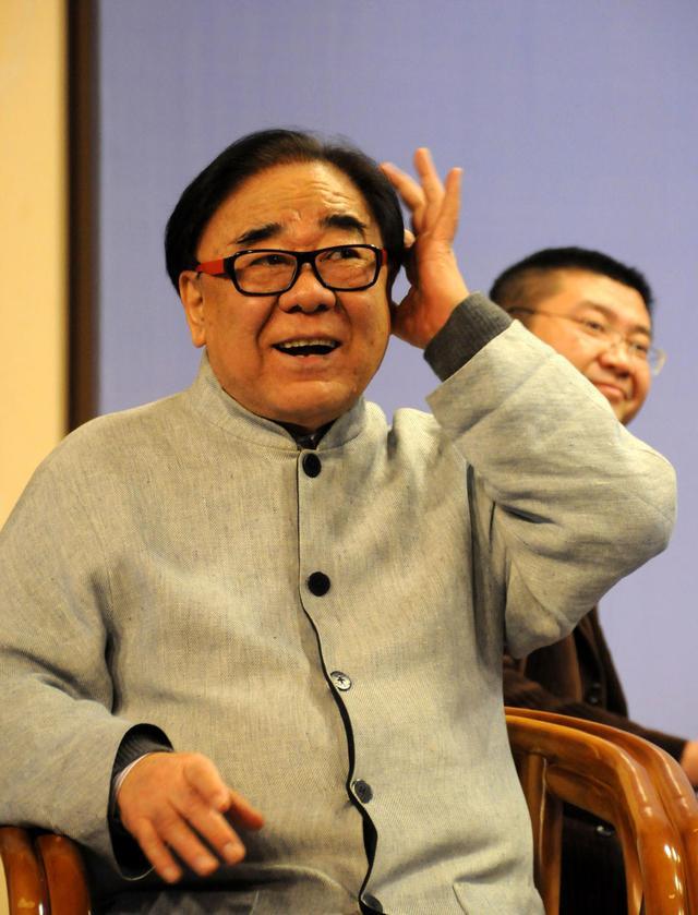 民歌天后陈思思：嫁给青歌赛冠军师鹏生一女，今49岁气质依旧动人