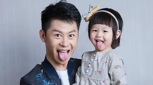 李健:娱乐圈的坚韧行者,用才华书写传奇