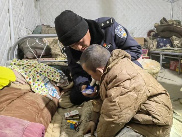 抗震一线法院人——定日抗震救灾掠影