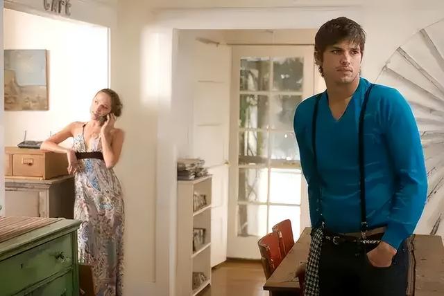 美国大尺度“三级片”《蔓延》剧情层层递进，看完直呼过瘾！