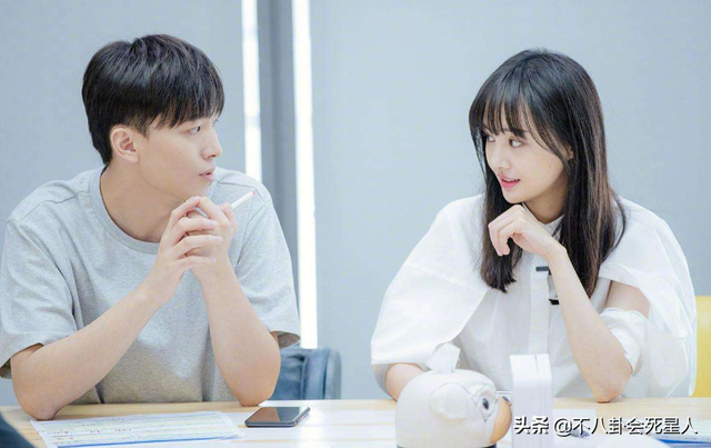 疑有女方现身认夫,留给朱一龙“自曝”的时间真不多了?