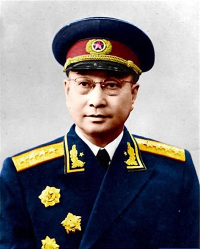 1950年龙云之子被陈赓击毙,龙云大怒,毛主席:你自己去看看吧