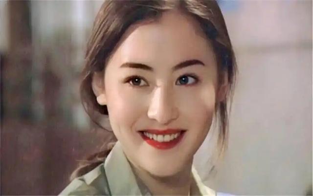 艳照门都毁不掉的张柏芝，现在涅槃重生，王菲终究还是败下风来