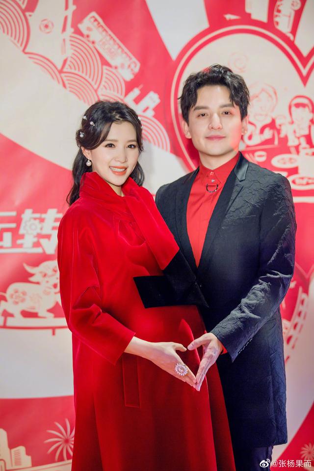 主持人张杨果而二胎产子！住豪华月子中心，2天前还挺大孕肚工作