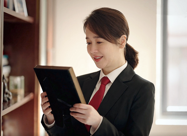 《底线》中年夫妻的悲哀,唐微、陈涛离婚,连孩子都不要?太残忍