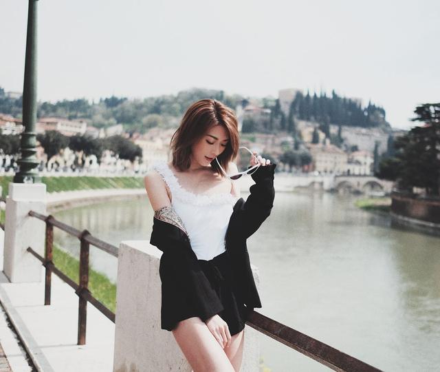 连诗雅从清纯小女人到喜爱夜蒲的女人，到底经历了什么？