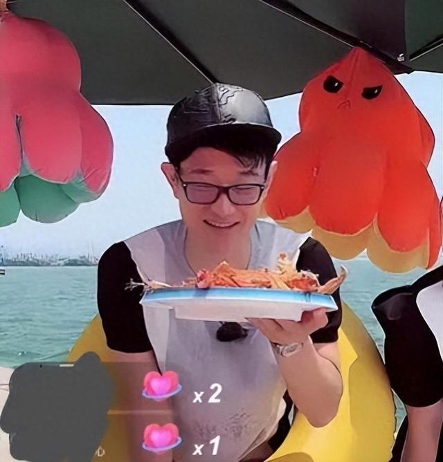 这个演鬼子的日本人火了！老婆重庆人女儿中国籍，围攻后被扒底