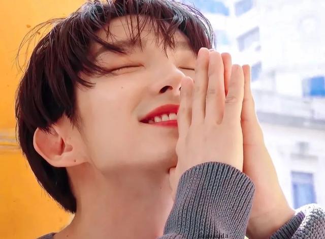 被辱骂、被封杀10年，他终于翻红了