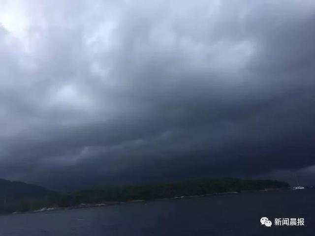 济南一男子砍死妻子后自杀！6岁女儿目睹一切｜中国女记者亲历普吉岛翻船事故：有生以来最可怕的两个半小时