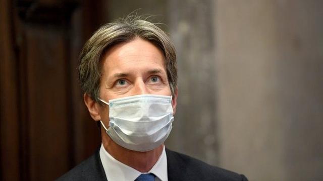 奥地利前财政部长因贪腐指控被判刑8年,称将向最高法院上诉