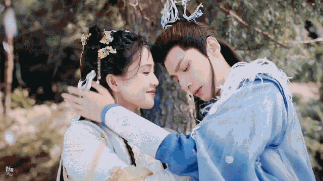 一顿操作之下，小魔神成功变成恋爱脑，这是稷泽和魔神的编剧pk吧