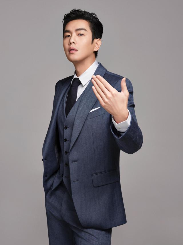 张若昀与父亲张健的恩怨始末，以及他的跌宕上位史