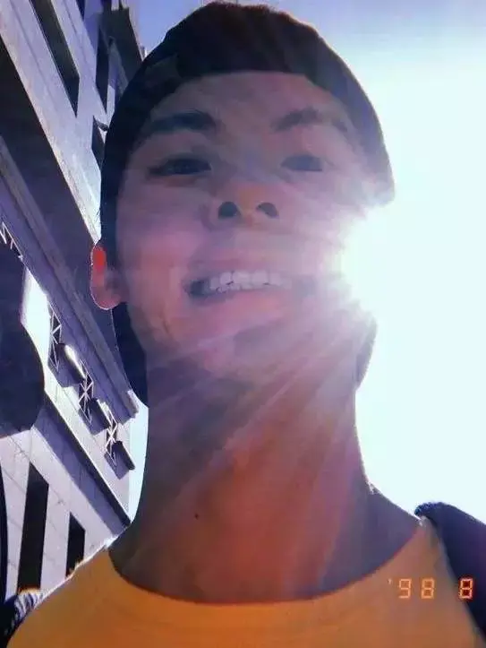 新晋少年感男友许光汉，又一个穿搭模板可以学了