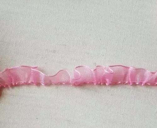 美不胜收的丝带绣,会不会针法都可学会,快收藏!附7款花叶针法