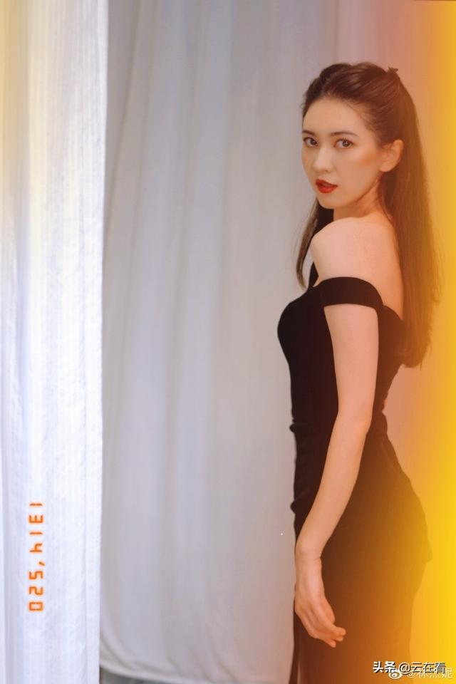 上海戏剧学院美女主持人林杰妮迷人美照欣赏，真好看