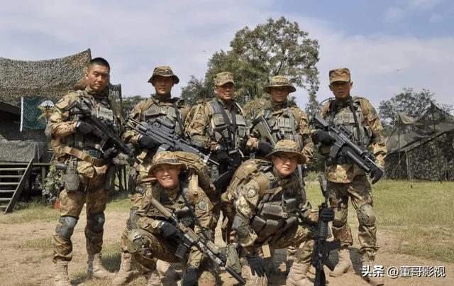 让我们一起回顾《吴京》经典剧作《利刃出鞘之特种兵》