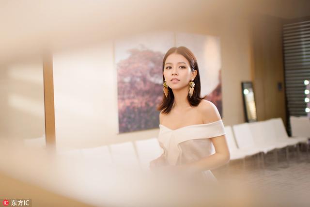 连沈腾都“追”她！“林真心”宋芸桦越来越美丨专访