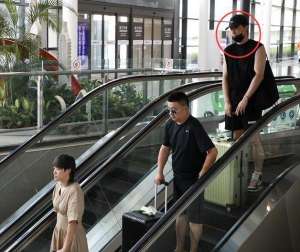 刘翔老婆吴莎怀孕(刘翔吴莎同框现身，吴莎小腹圆润疑似有喜，刘翔吴莎在一起多久了)