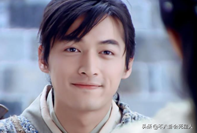 频频“发疯”的胡歌，依旧没走出17年前的那场车祸