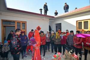 抢婚(抢婚（小小说）)