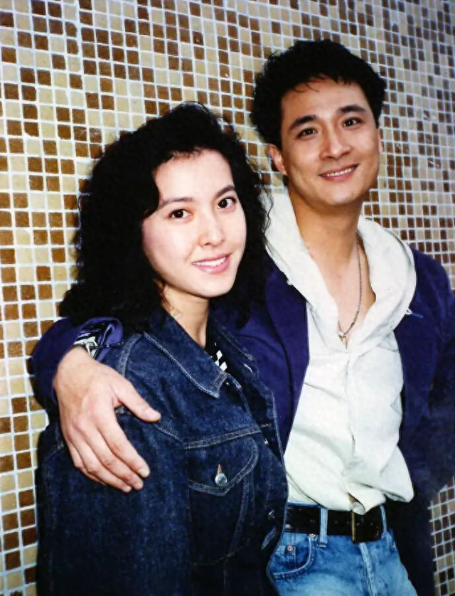 她是紫衫龙王,也是段冷翠，退圈18年观众仍然记住她的美