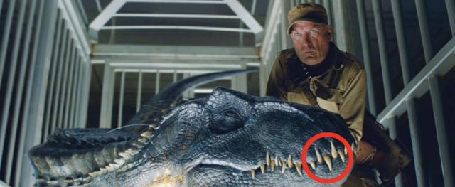 侏罗纪系列恐龙档案解析，暴虐霸王龙与暴虐迅猛龙有什么不同