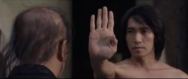 《功夫》:周星驰的封神之作