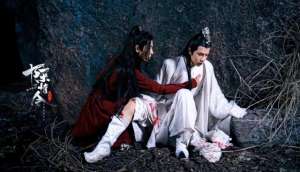 忘羡(陈情令：江家被灭高虐来袭，“忘羡”对视流泪，雨中分道扬镳)