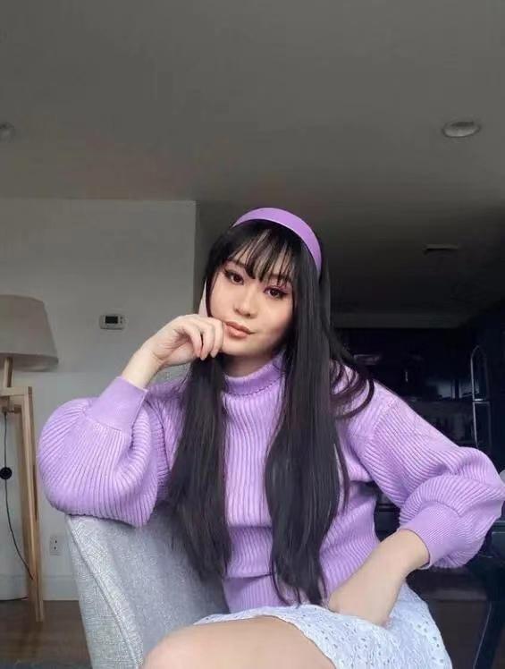 李连杰女儿为妈庆生，两姐妹长相似复制，小女儿抑郁症反复引担忧