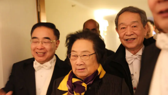 屠呦呦与李廷钊不为人知的爱情，真神仙眷侣