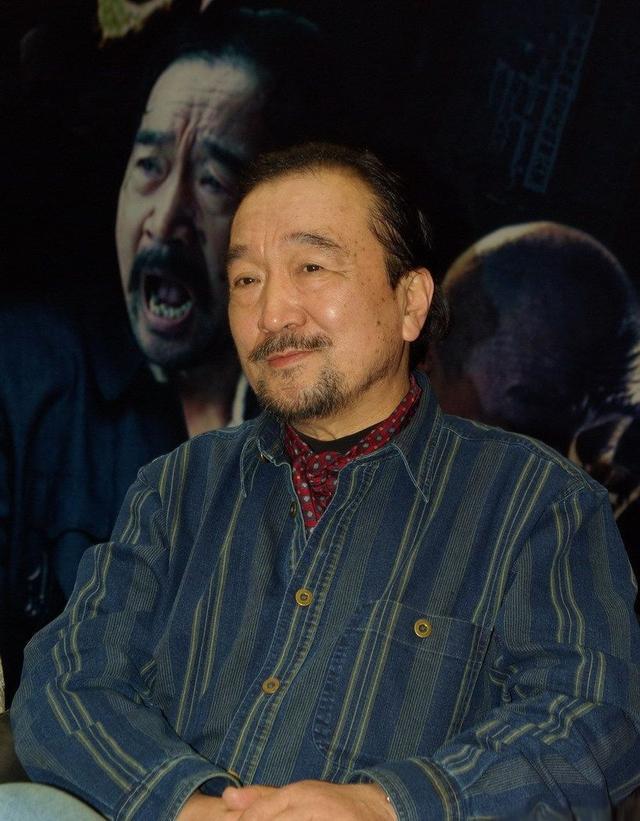 两个“王保长”,你更喜欢哪一个