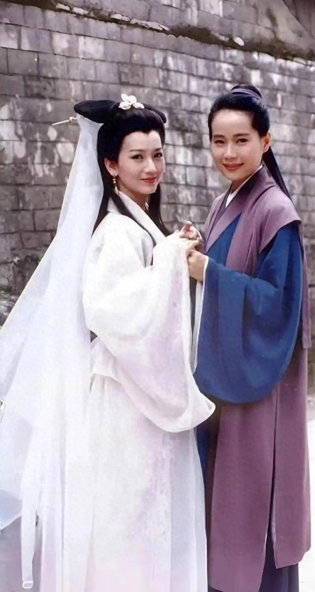 看完镇江三日情缘，才明白赵雅芝叶童为什么是顶流，两人太有实力