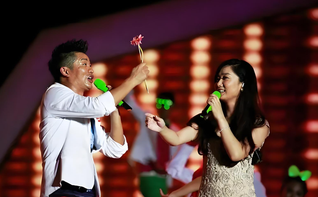 凤凰传奇：岁月留声，凤凰传奇20年前经典演出回顾