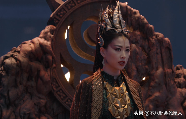 内娱风情美人断代十年，朱珠独揽7大剧，白幼瘦审美都害了谁？