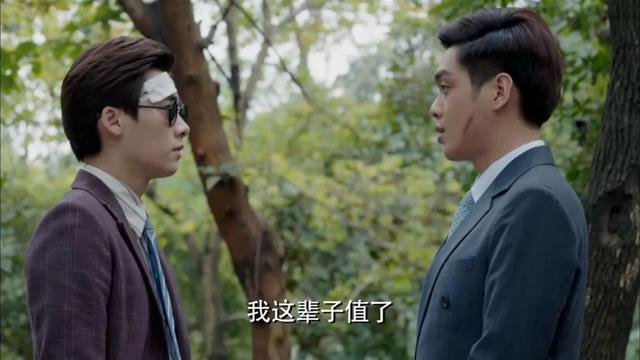 《麻雀》：为假妻子赔上真心，被活埋的唐山海成了观众的白月光