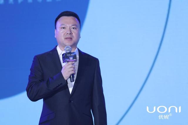 不破不立，优妮十年“焕”新生