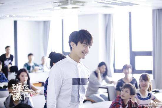 牛骏峰《班长殿下》温情收官 文武兼修高能不断