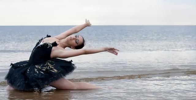 浅析西方妇女主义影片中的妇女