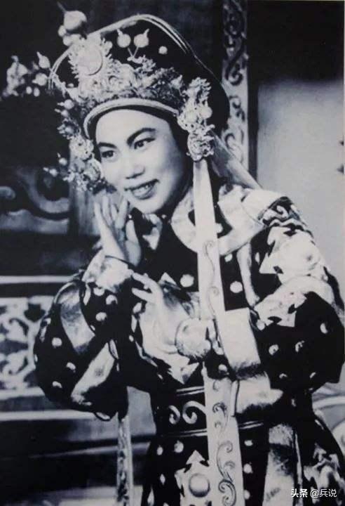 常香玉半年演178场，为志愿军捐飞机，与三婚丈夫相濡以沫