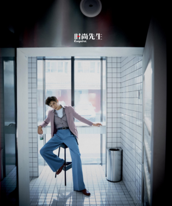 彦希宽肩配大长腿 多样绅士与盐系少年自由切换