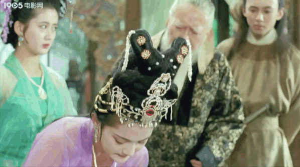 17岁的周迅，像个小精灵，粉嘟嘟的脸蛋好萌