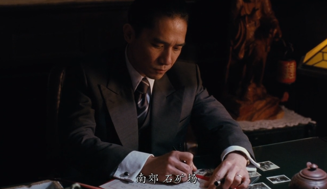 深度解析《色戒》，色诱汉奸却爱上对方，感性战胜理性会怎样？