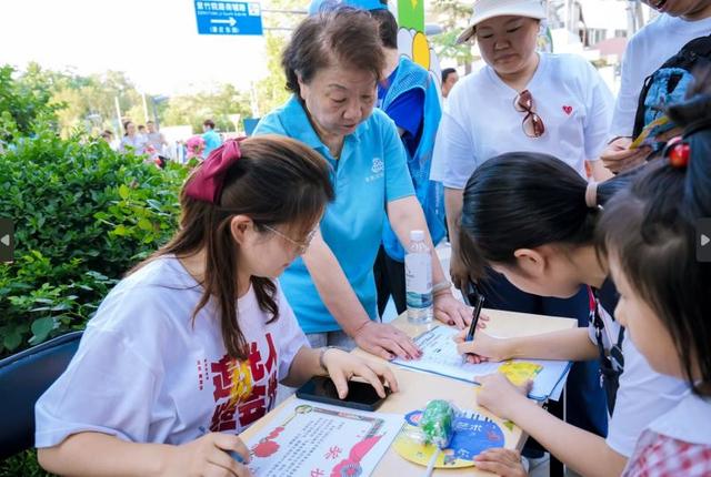 海淀紫竹院街道举办“非遗童盟嘉年华 相约三虎桥”活动