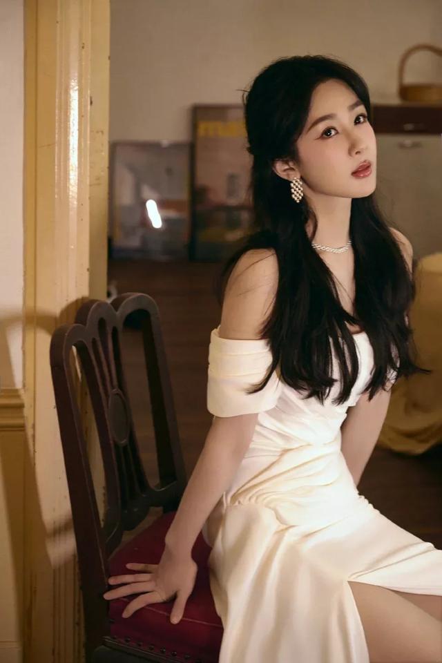 中国娱乐圈最清纯的女明星排行榜，第一名简直是美爆了！