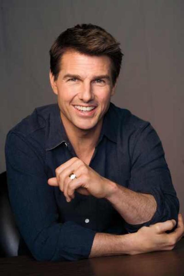 阿汤哥的女儿：18岁身高超过1.7米，长得越来越像母亲很漂亮