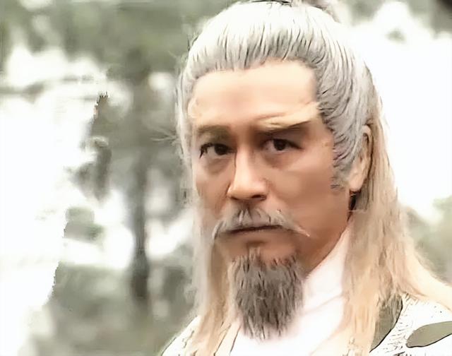 52岁王馨平自曝确诊!喉咙不适在酒店隔离,上月2位亲人接连去世