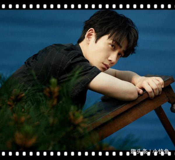 有种“整容”叫朱一龙没卧蚕，真爱粉都不敢认