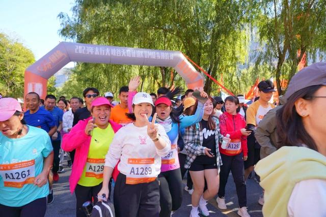 用脚步丈量天路征途!太行大峡谷KOM徒步挑战赛举办