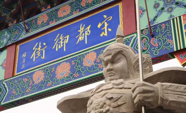 高喊“青春没有售价”的背后，难掩河南高校的尴尬