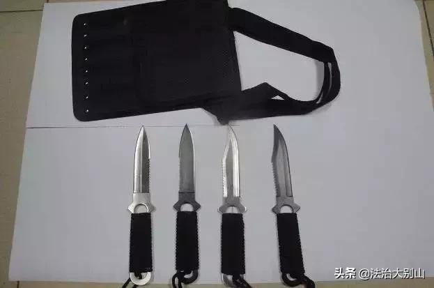 湖北警方清查娱乐场所，97名男女被抓！全程网上直播…